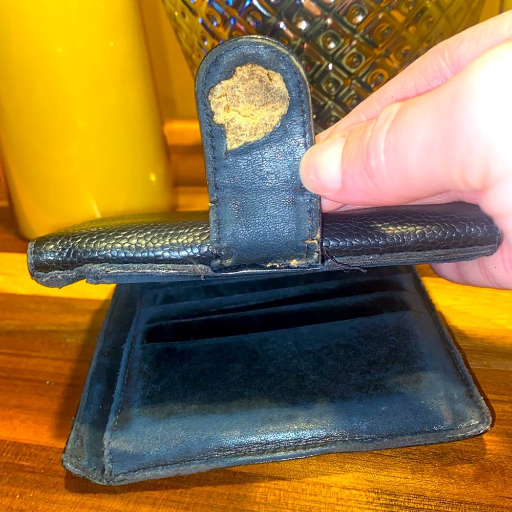Rehab Chanel Black Caviar Wallet - Picture 5 of 12